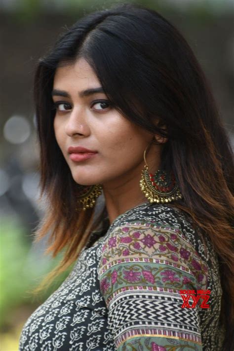 'hebah patel actress' Search .